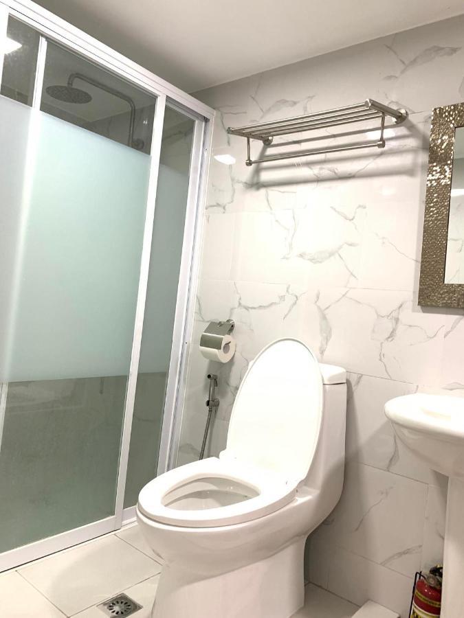 סבו 2 Bedroom Condo Unit With City And Mountain View מראה חיצוני תמונה