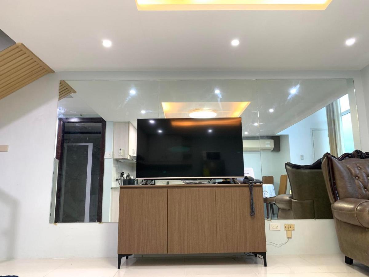 סבו 2 Bedroom Condo Unit With City And Mountain View מראה חיצוני תמונה