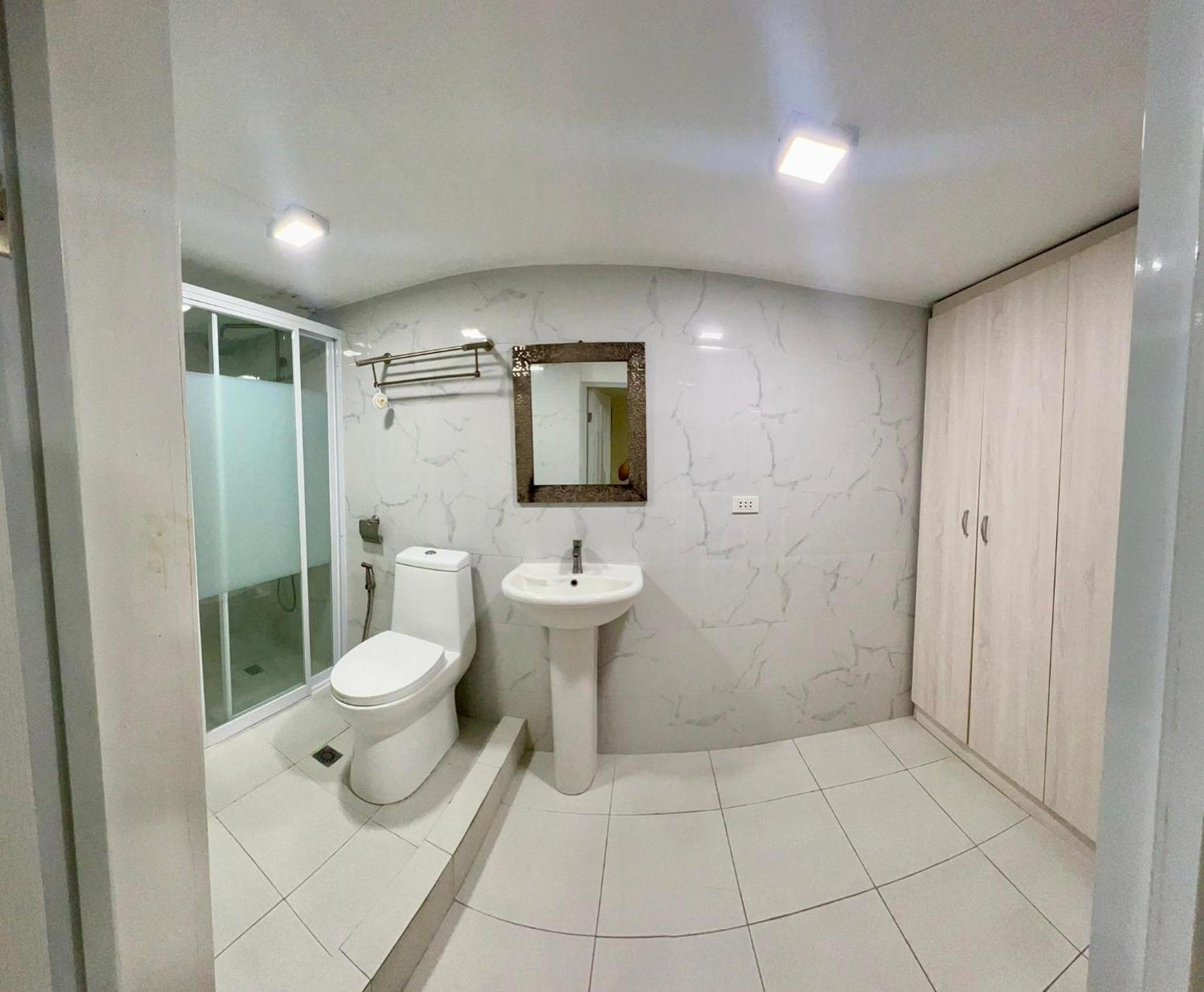 סבו 2 Bedroom Condo Unit With City And Mountain View מראה חיצוני תמונה